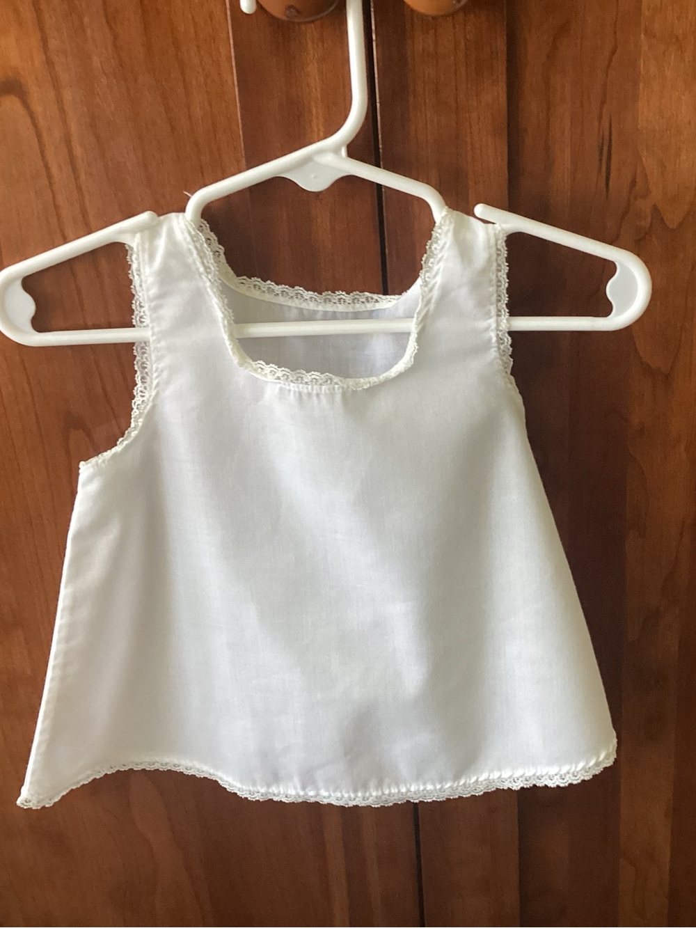 Vtg. Infant/baby cotton baby. Slip with lace trim, white fabric with scoop neck
